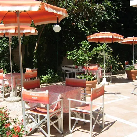 Aparthotel Kriss